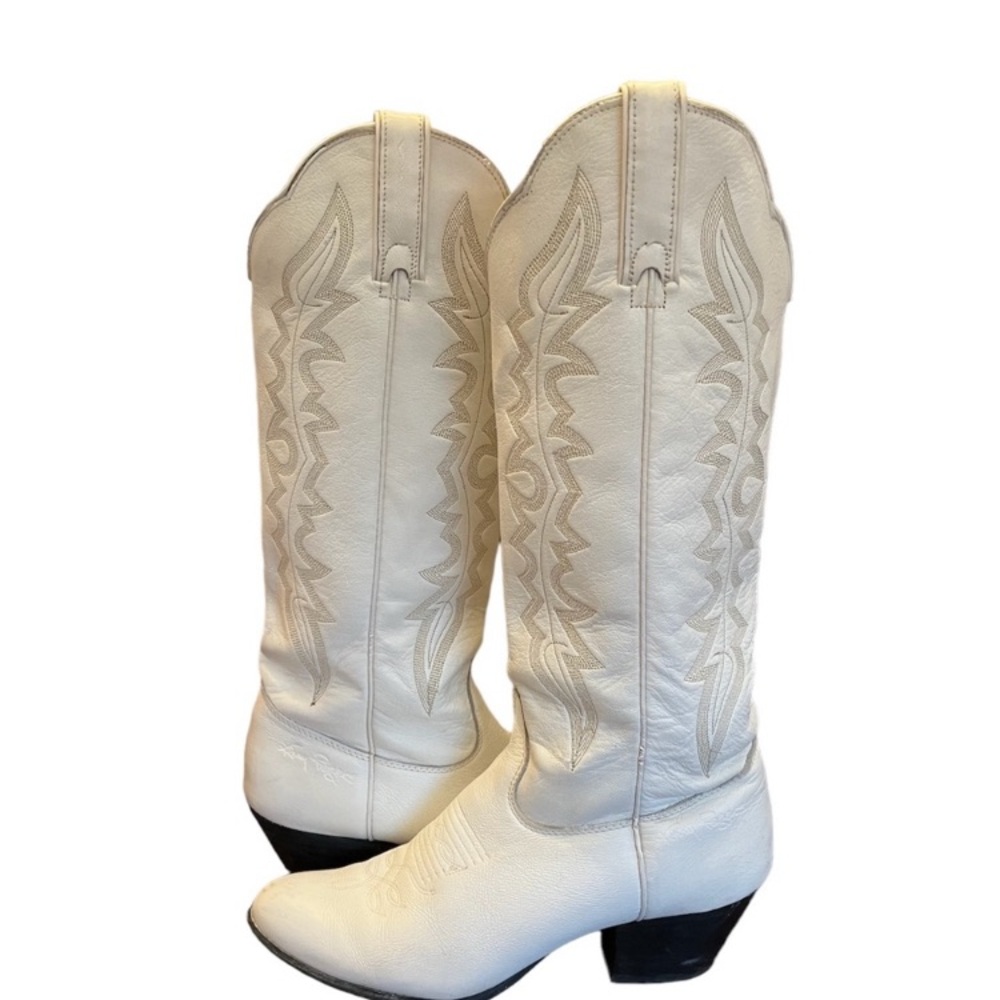 White Heeled Boots - Picture 6 of 12